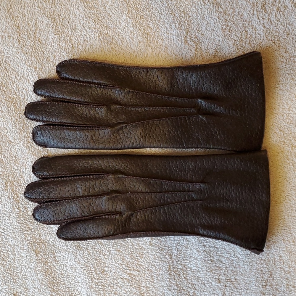 Vintage womens leather gloves